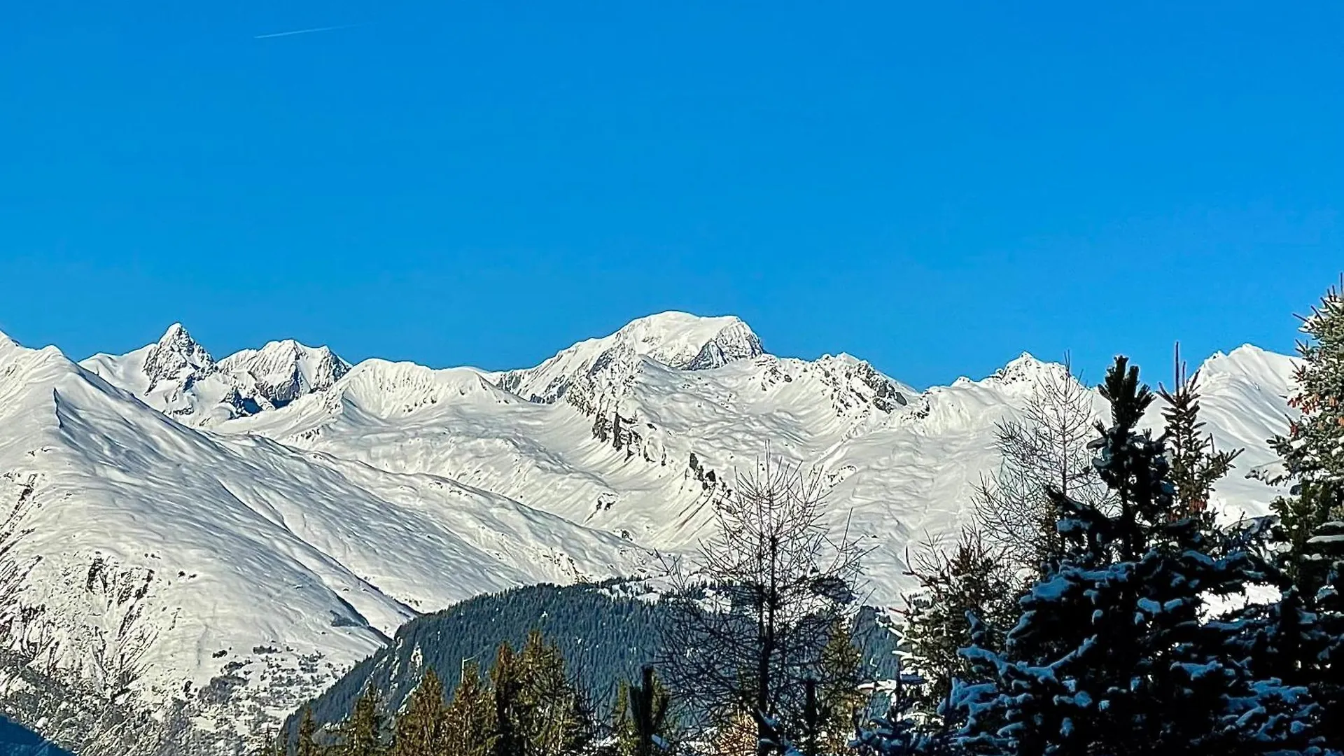 Arc 1800, Le Chalet Manaro Avec Sa Vue Panoramique Les Arcs
